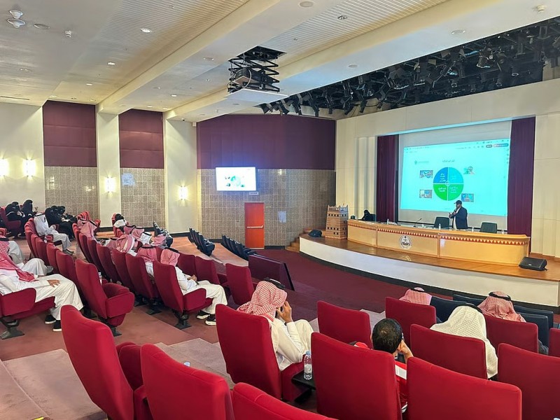 إطلاق مبادرة التثقيف التقني والمهني في عسير بدورة الأمن السيبراني
