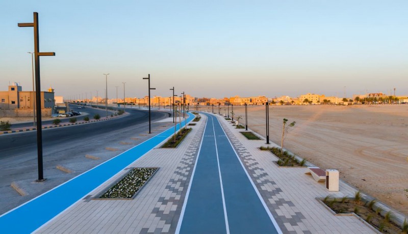 الانتهاء من تنفيذ مضمار مشي رياضي بطول 900 متر بحي الربيع بالنعيرية