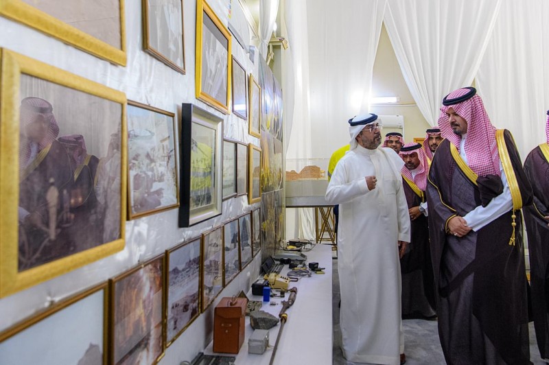 أمير المدينة المنورة  يتفقد مشاريع "معادن" في مهد الذهب