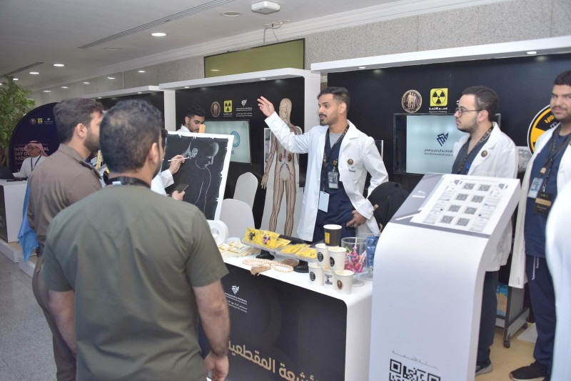 بتقنيات متقدمة.. مستشفى الملك فهد الجامعي بالخبر يفعّل اليوم العالمي للأشعة