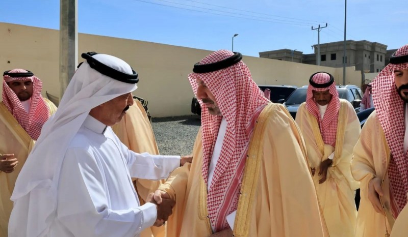 أمير نجران يقدّم التعازي لأسرتَي آل قريشة وآل نصيب