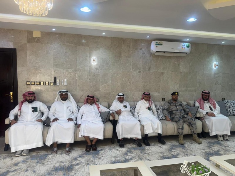 اجتماع خماسي يخرج بتوصيات تدعم صيادي مركز القحمة في عسير