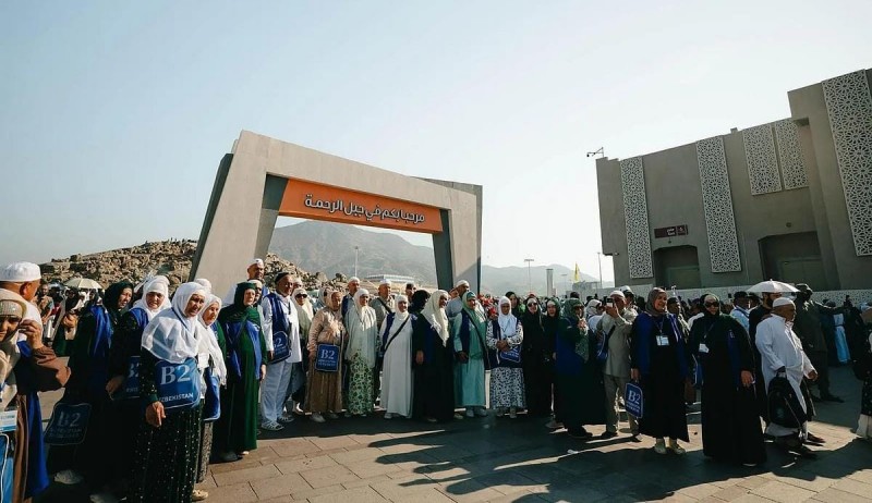 أكثر من 10 آلاف زائر يوميًّا لجبل الرحمة