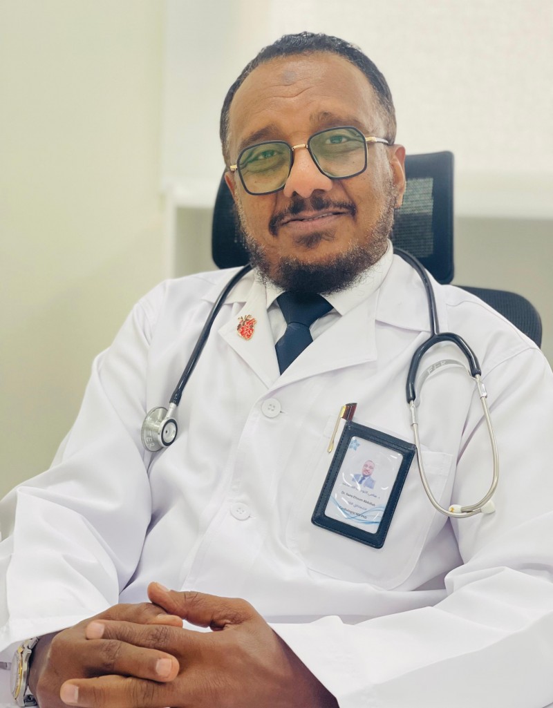 تكليف الدكتور سامي التوم مديرًا طبيًا لمستشفى رجال ألمع تكليف الدكتور سامي التوم مديرًا طبيًا لمستشفى رجال ألمع