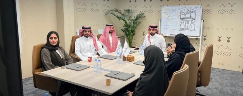 استديو الأحساء التصميمي يستقبل فريق أمانة المنطقة الشرقية