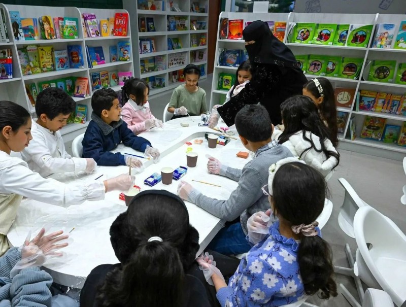 إقبال متزايد على برامج البيت الثقافي بأحد رفيدة خلال إجازة الخريف إقبال متزايد على برامج البيت الثقافي بأحد رفيدة خلال إجازة الخريف