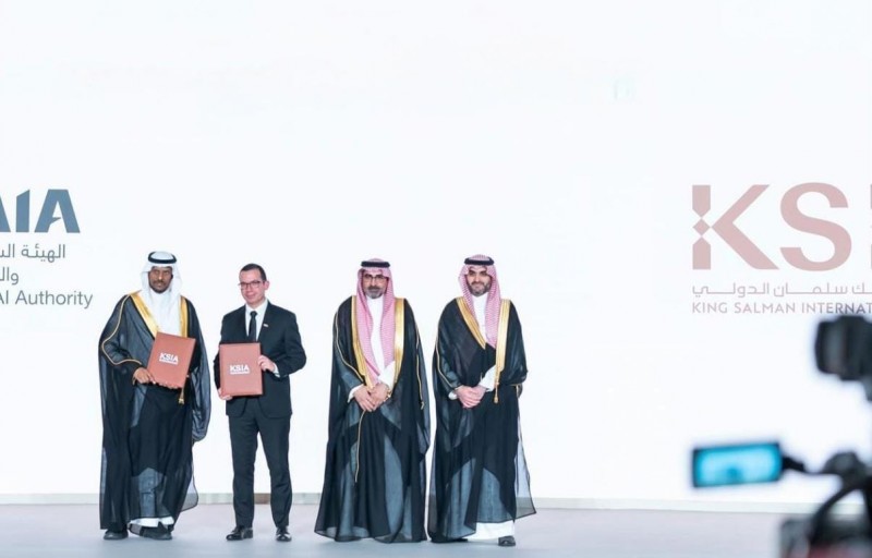 تعزيز التحول الرقمي عبر اتفاق بين توكلنا ومطار الملك سلمان