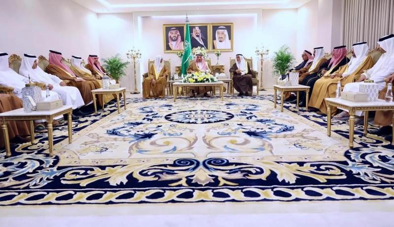 أمير نجران يكرّم داعمي لجنة إطلاق سراح سجناء الحق الخاص المعسرين