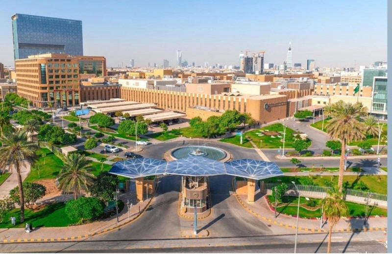 التخصصي يقود التطوير الجراحي في المملكة من خلال قمّة الروبوت الطبي