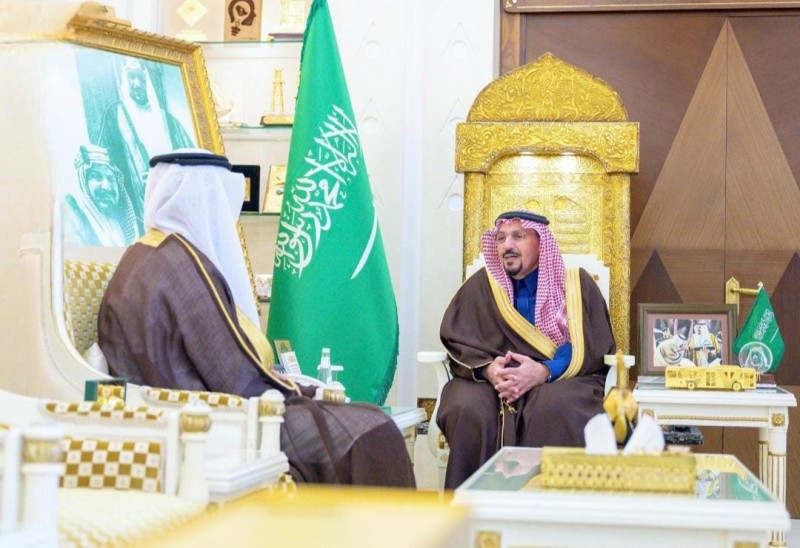 أمير القصيم يطّلع على مستجدات منظومة التدريب التقني بالمنطقة أمير القصيم يطّلع على مستجدات منظومة التدريب التقني بالمنطقة