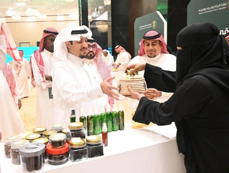 تكريم مزارعي جازان المتميزين في ختام ملتقى الإرشاد الزراعي