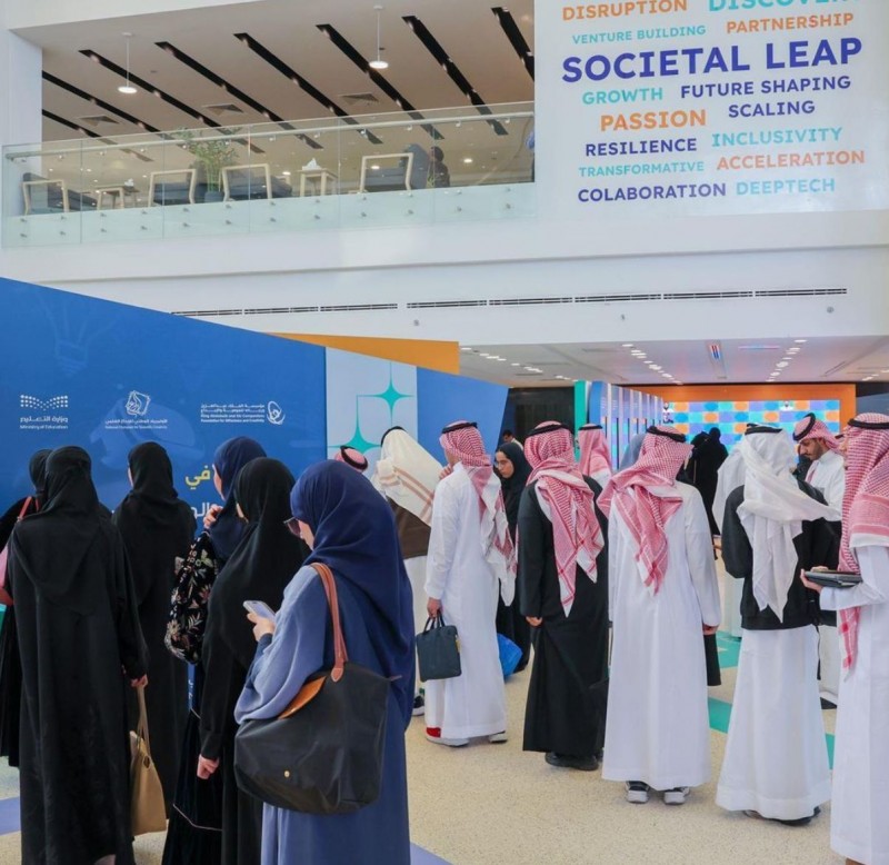 معارض “إبداع 2026” تنطلق بمنافسة علمية واسعة