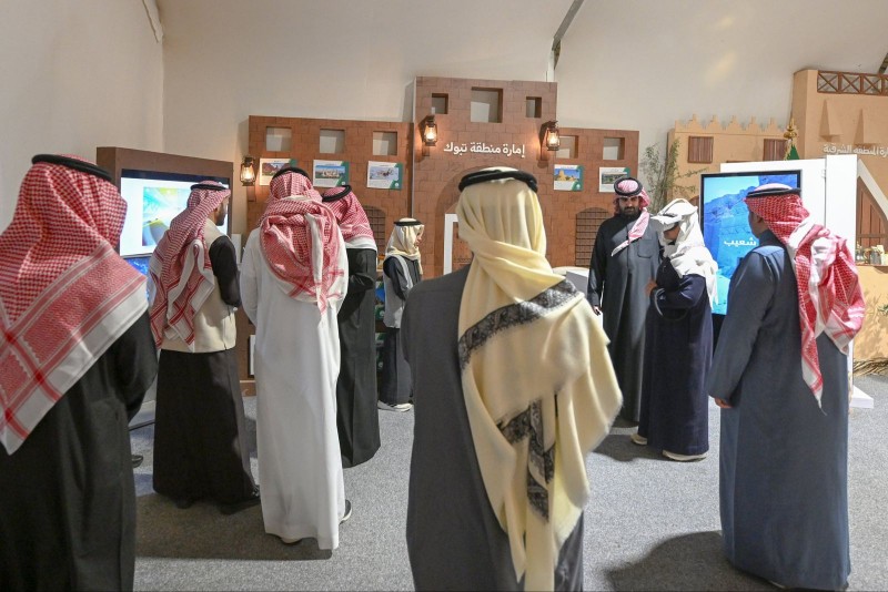 إمارة منطقة تبوك تشارك في «واحة الأمن» بمهرجان الملك عبدالعزيز للإبل بالصياهد