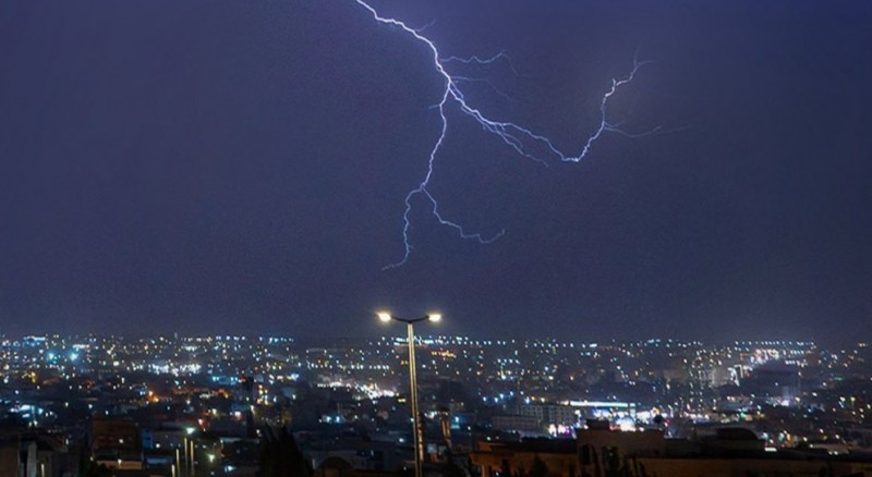 أمانة عسير تدعو للالتزام بإرشادات السلامة أثناء هطول الأمطار أمانة عسير تدعو للالتزام بإرشادات السلامة أثناء هطول الأمطار