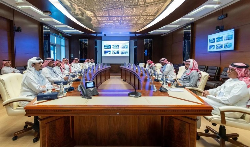 اجتماع مشترك بجازان لبحث تنمية الاستثمارات الزراعية والصناعات الغذائية