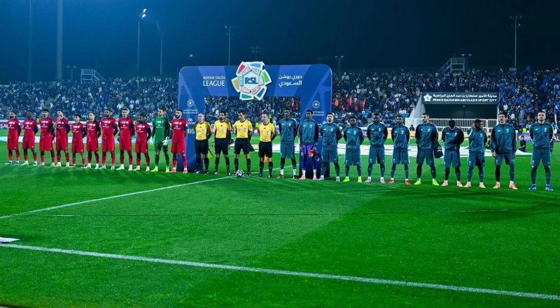 الهلال يحسم مواجهة ضمك ويتربع على قمة دوري روشن