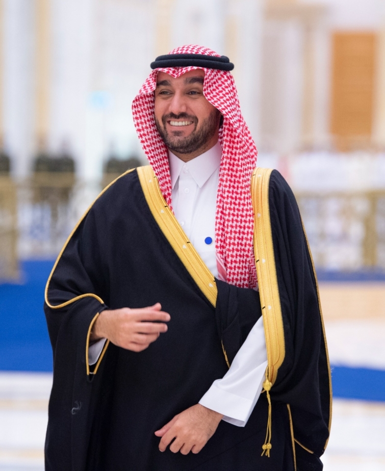 وزير الرياضة يرأس مجلس الاتحاد "العربي"
