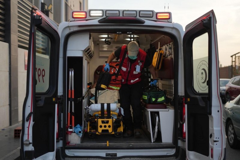 الهلال الأحمر بجدة ينقذ مقيمة سودانية من جلطة دماغية حادة