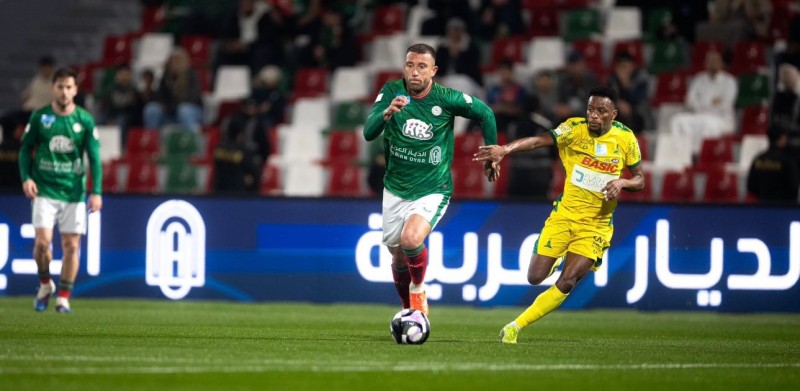 الخليج يقلب الطاولة على الاتفاق ويحقق فوزًا مثيرًا في دوري روشن