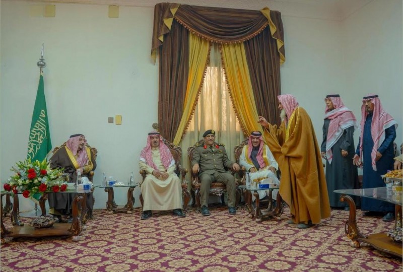 أمير القصيم يزور مركز ساق ويستمع لاحتياجات الأهالي