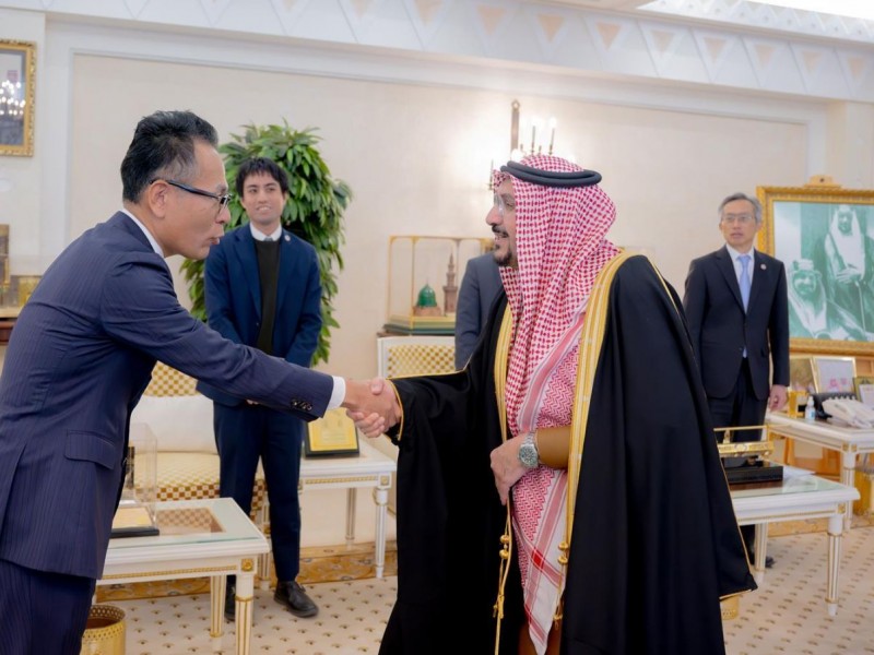 سفير اليابان يشيد بتطور القصيم خلال لقائه بالأمير فيصل بن مشعل