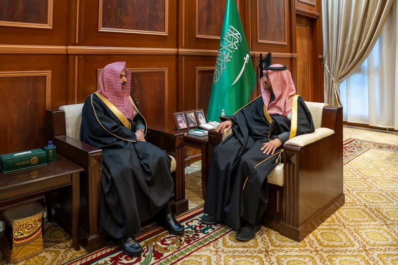 نائب أمير حائل يستقبل رئيس كتابة العدل المعيّن حديثًا بالمنطقة