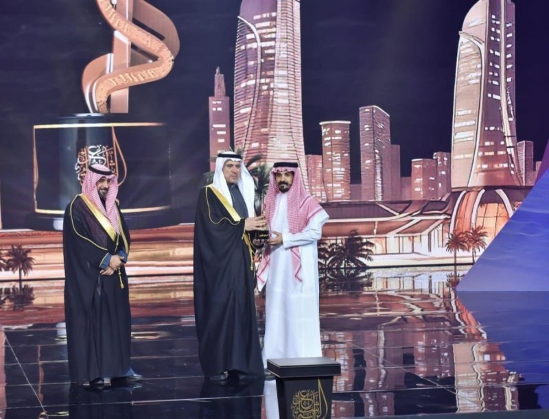 ختام ( شاعر الراية ) الرابع وتتويج المحلكم