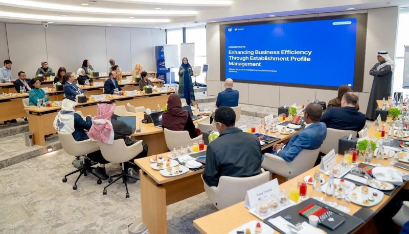 وفد دولي يطلع على تجربة منصة قوى