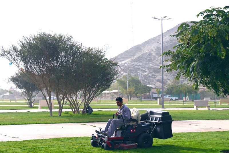 تهيئة المرافق العامة لتعزيز بهجة الزوار في نجران