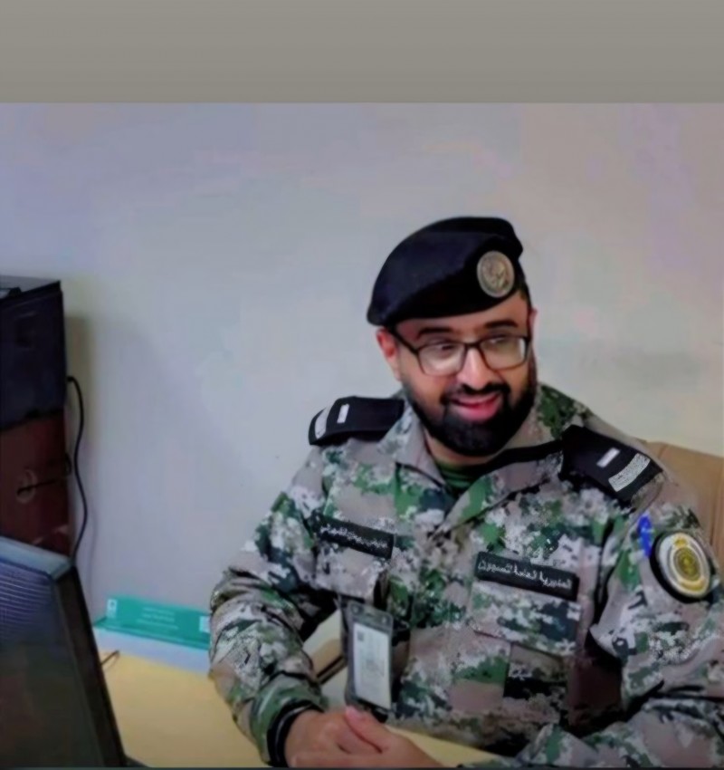 ترقية عايض بن ربيعان الشهراني إلى رتبة رئيس رقباء