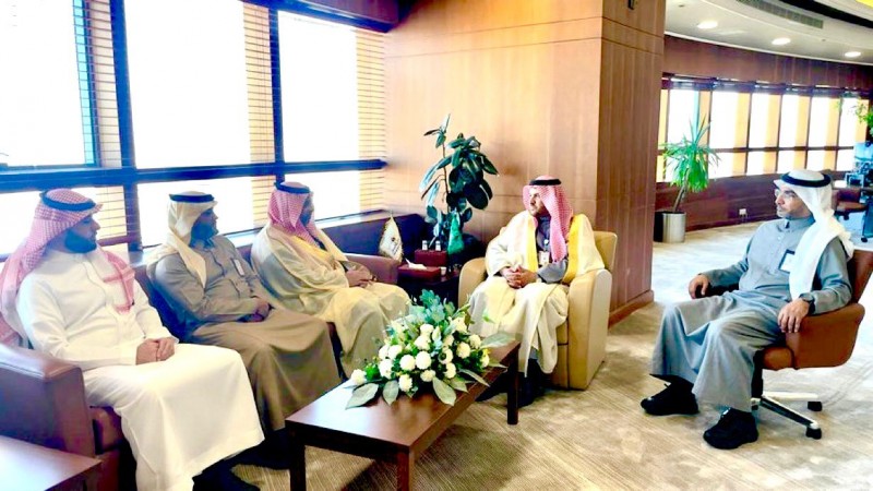 رئيس جامعة حفر الباطن يستقبل مدير عام فرع هيئة الهلال الأحمر بالمنطقة الشرقية رئيس جامعة حفر الباطن يستقبل مدير عام فرع هيئة الهلال الأحمر بالمنطقة الشرقية