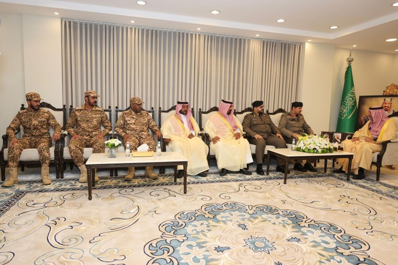 أمير نجران يشيد بجهود فرع المجاهدين