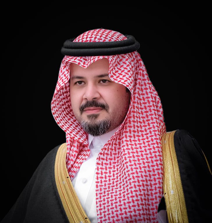 أمير المدينة المنورة يهنئ الأمير سعود بن نهار بتعيينه نائبًا للأمير