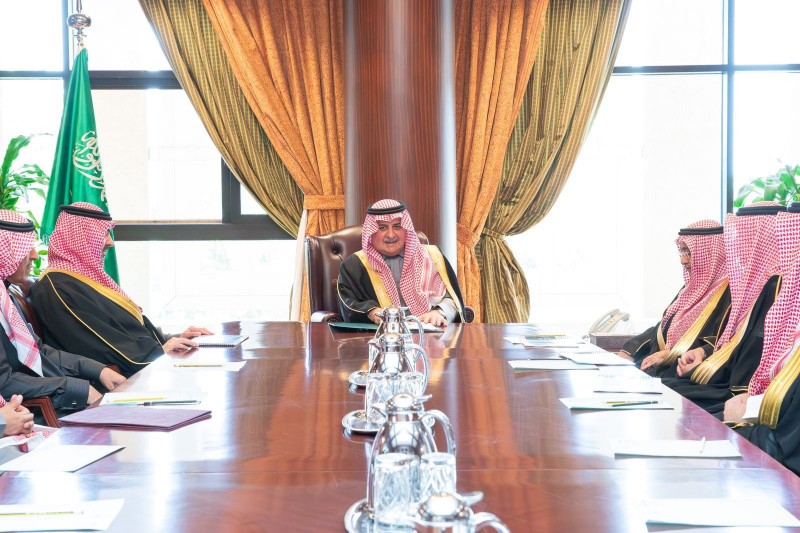 أمير تبوك يطّلع على حملة رمضان لـ "جود الإسكان" بالمنطقة