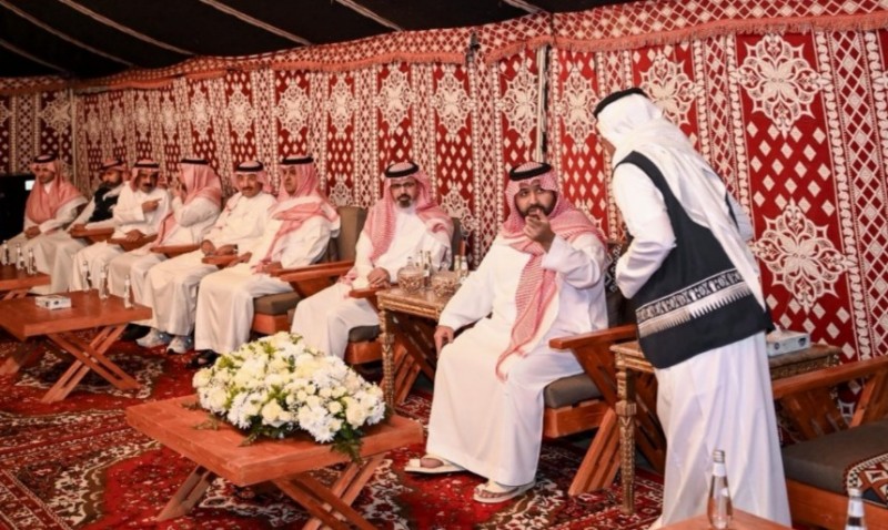 سمو أمير جازان يتابع فعاليات رمضان بأمانة المنطقة سمو أمير جازان يتابع فعاليات رمضان بأمانة المنطقة