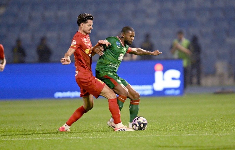 القادسية يحسم ديربي الشرقية برباعية نظيفة في مرمى الاتفاق