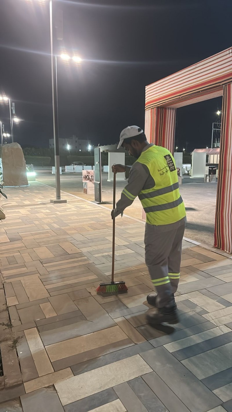 بلدية بحر أبو سكينة تواصل أعمال النظافة بالمركز بلدية بحر أبو سكينة تواصل أعمال النظافة بالمركز