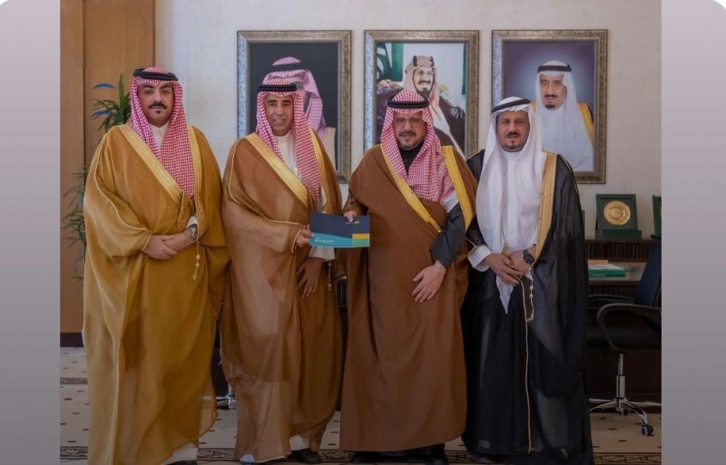 نائب أمير القصيم يطّلع على تقرير الموارد البشرية ويحثّ على تعزيز برامج التمكين