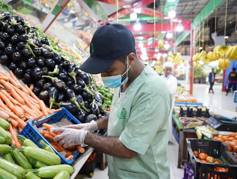 جولات رقابية مكثفة على أسواق ومسالخ جازان لضمان سلامة اللحوم