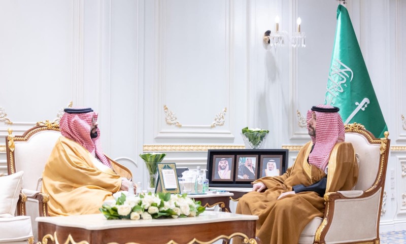 نائب أمير الحدود الشمالية يطلع على جهود التعليم بالمنطقة