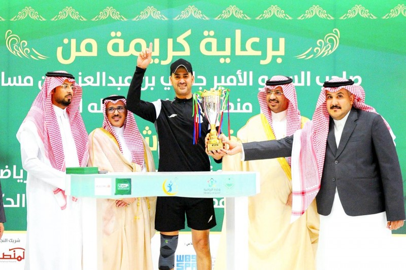 فريق إمارة نجران يتوَّج بكأس بطولة “ليالي نجران الرمضانية لكرة الطائرة”