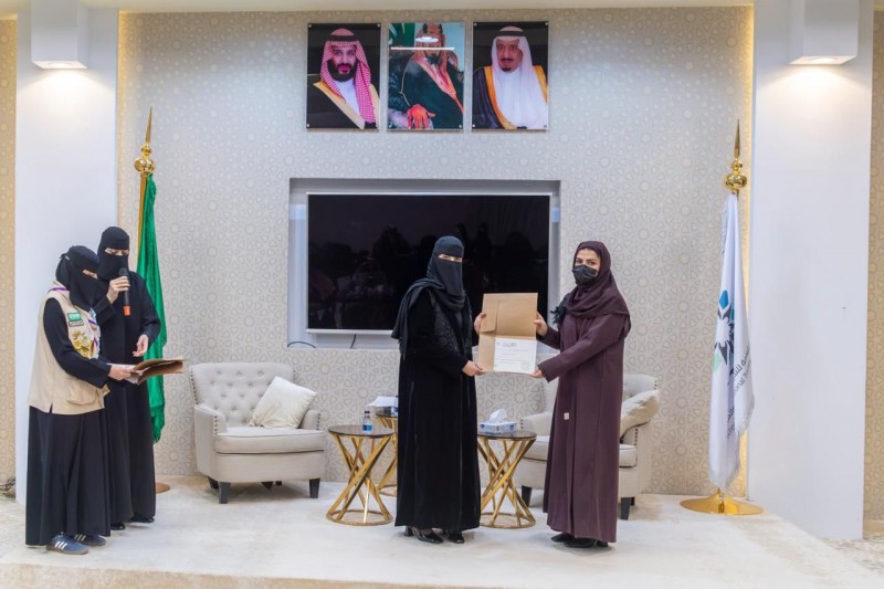 برنامجان إثرائيان ضمن فعاليات جائزة الجوف للتميز والإبداع