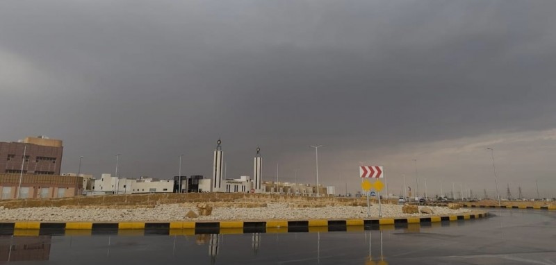 أمطار الخير تغمر محافظات الخرج والدلم والحريق