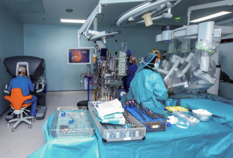 " 130 "عملية خلال عام واحد.. التخصصي يتصدر عالميًا في زراعة الكلى التبادلية " 130 "عملية خلال عام واحد.. التخصصي يتصدر عالميًا في زراعة الكلى التبادلية