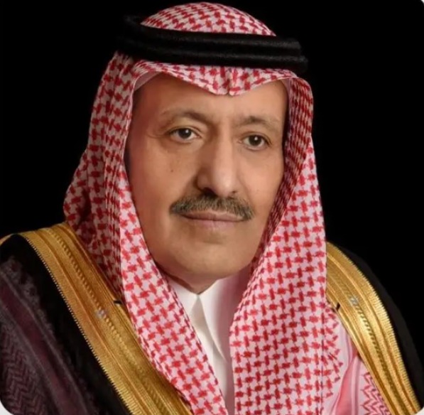 أمير الباحة ونائبه يعزيان أسرة آل زومة في وفاة سعد بن علي بن زومة أمير الباحة ونائبه يعزيان أسرة آل زومة في وفاة سعد بن علي بن زومة