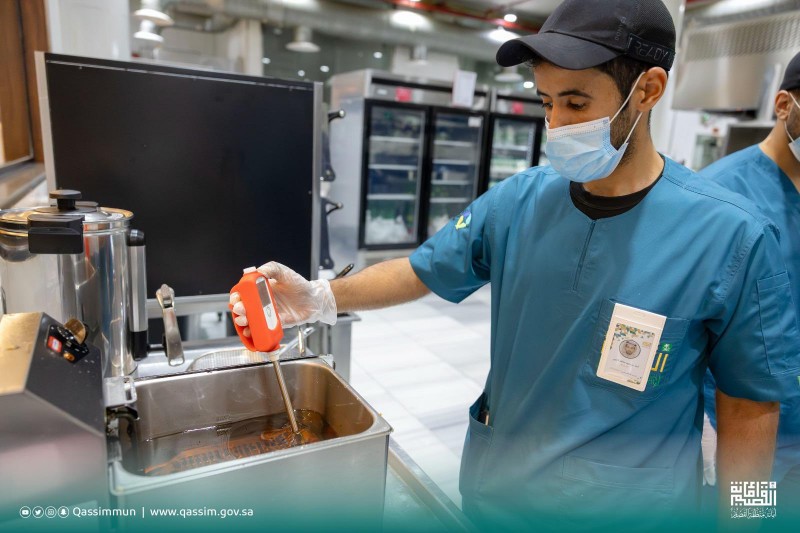 خطط دورية لمراقبة الغذاء قبل عيد الفطر