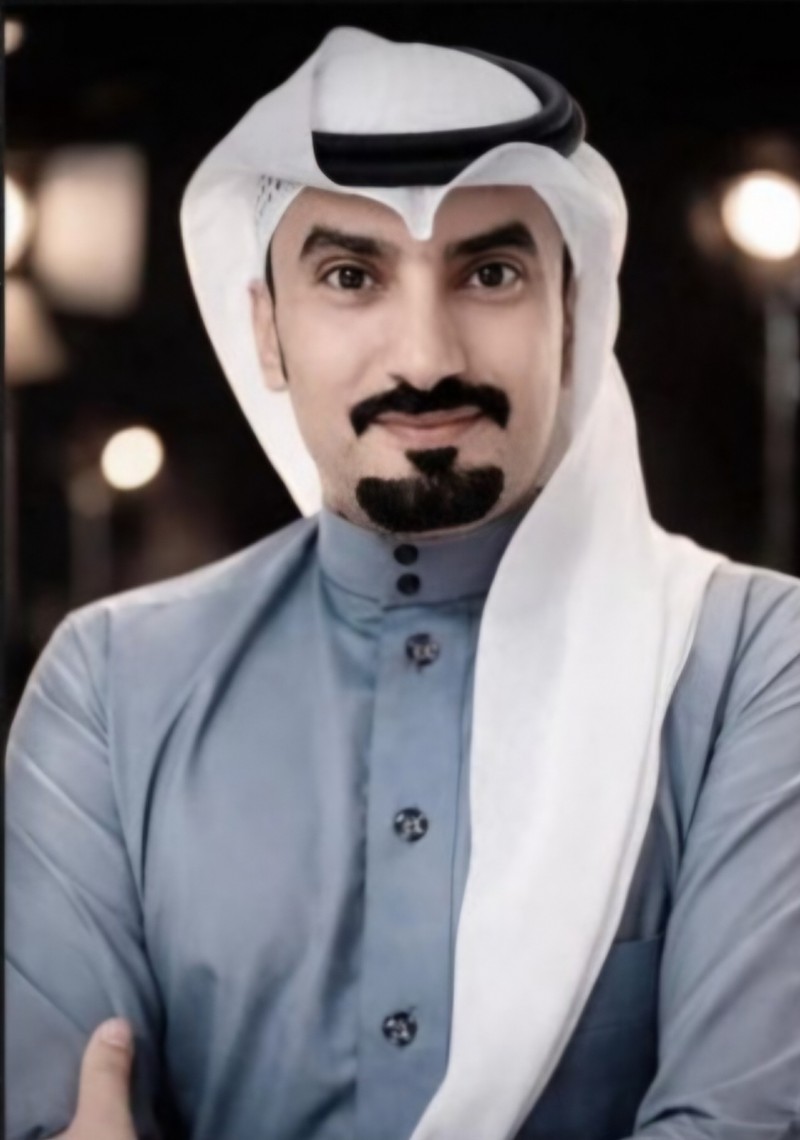 مبشر العالسي: رمز التميز والإبداع في مكاتب صحيفة الحقيقة