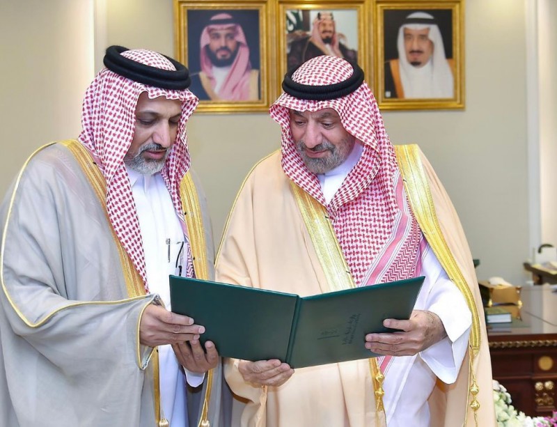 أمير نجران يشدد على ضبط الأسواق ويثمّن جهود التجارة خلال رمضان والعيد