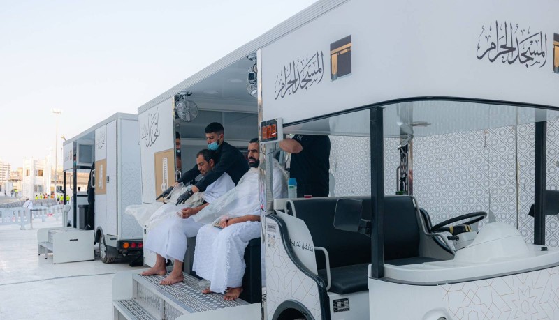 خدمة التحلل من النسك تستفيد منها أكثر من 488 ألف معتمر في المسجد الحرام