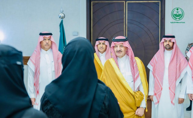 سمو أمير المنطقة الشرقية يستقبل منسوبي الإمارة المهنئين بعيد الفطر